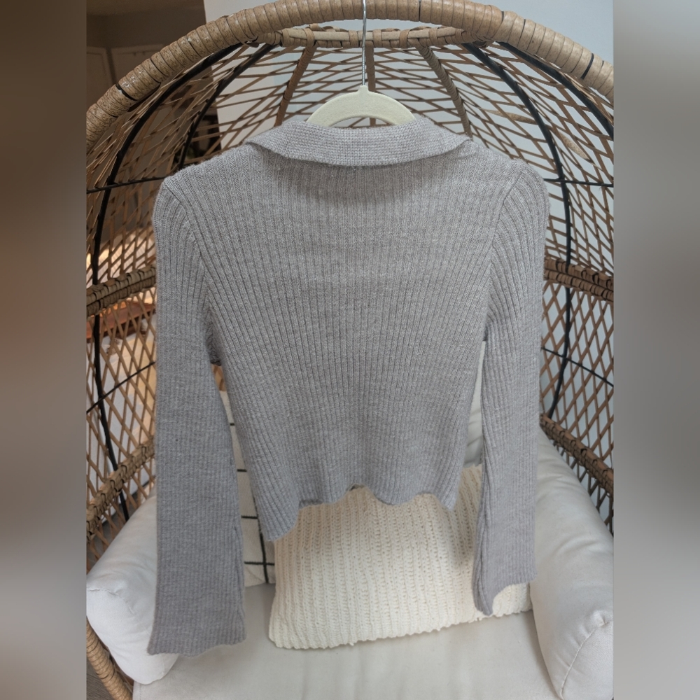 ✨ Mango Knit Top - Picture 2 of 3